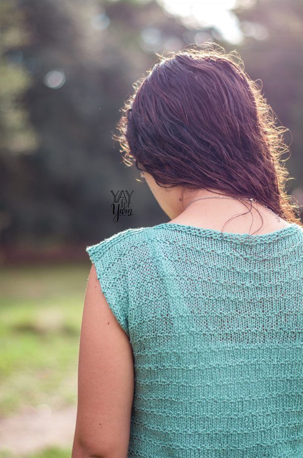 seaspray knitted tee, back of shoulder view